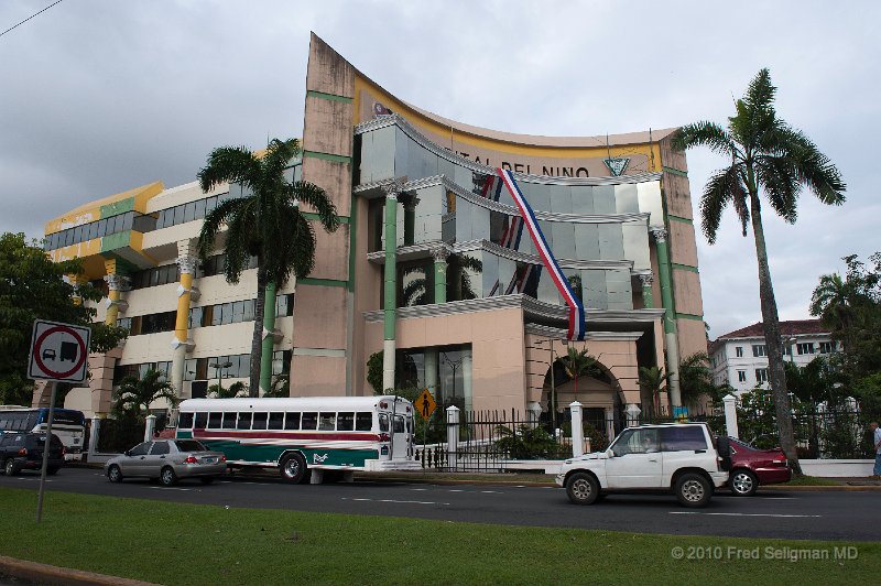 20101202_093428 D3.jpg - Children's Hospital, Panama City